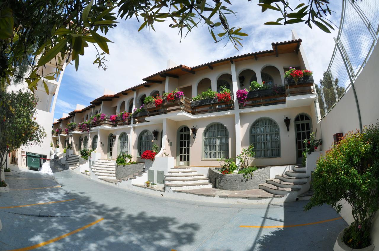 Apart Hotel Nueva Leon Puerto Madryn Exterior photo